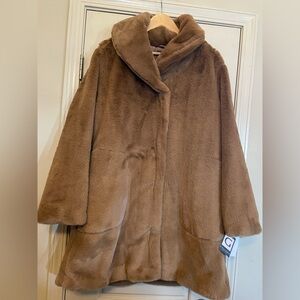 Women's Gallery Faux Fur Shawl Collar Coat/ size XL